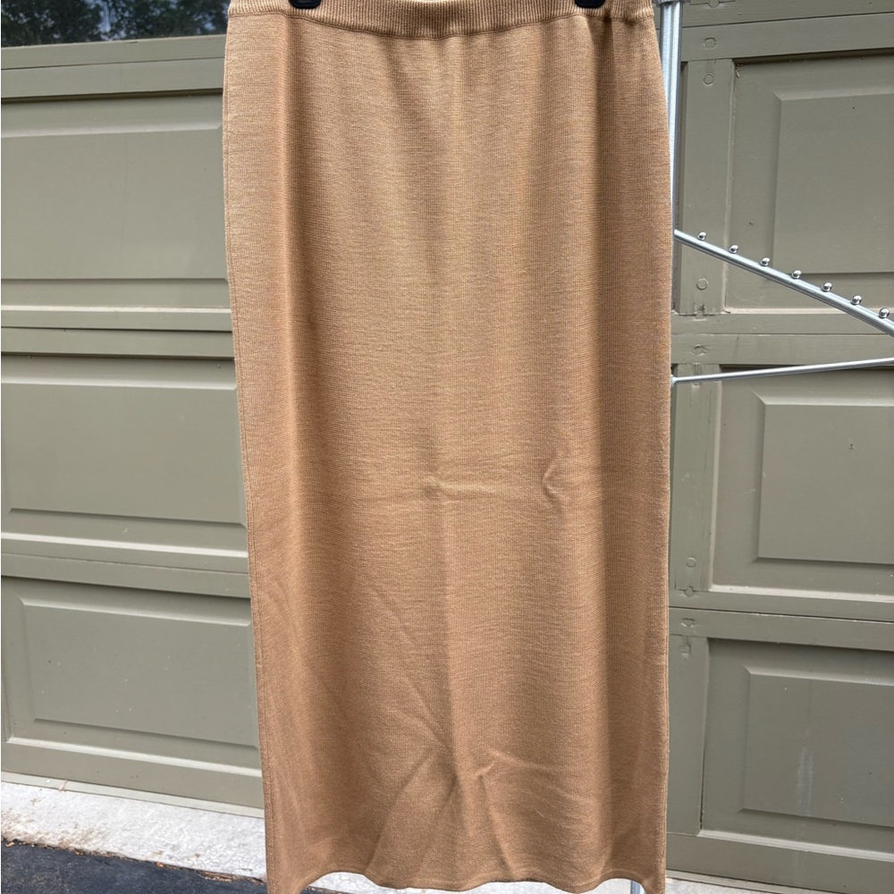 Elegant Tan Maxi Skirt